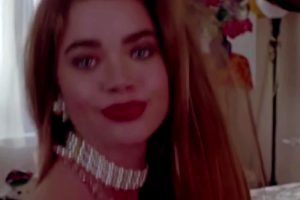 Denise Richards Young Lingerie Plot In Tammy And The T-Rex