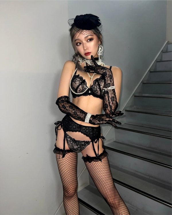 lacy-lingerie_002