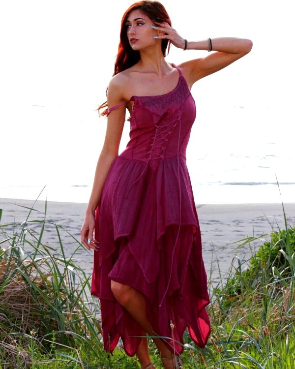 please-take-off-my-dress-and-fuck-me-on-the-beach_001